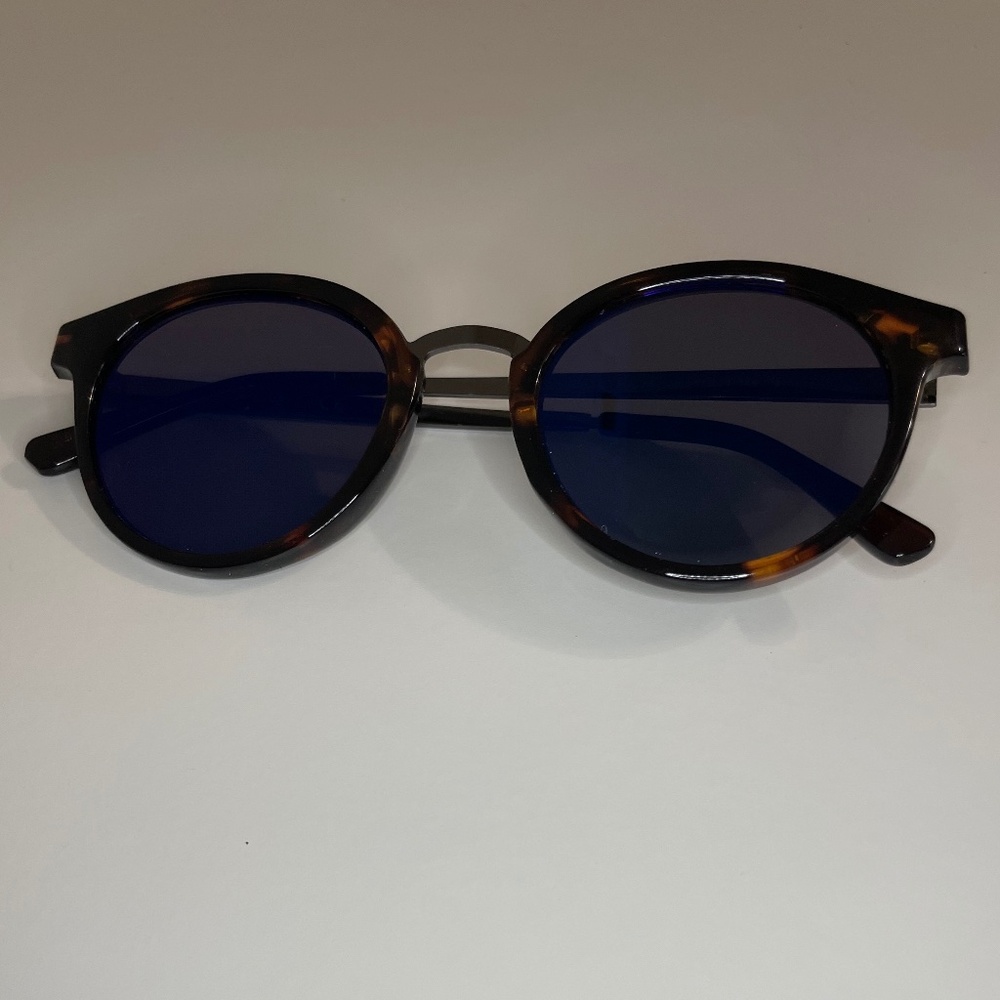 Guess Designer Sunglasses gf0305